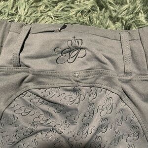 Horze Rosie full seat sz 26 Green